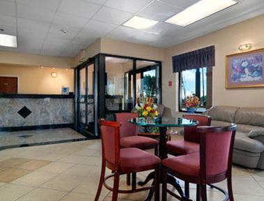 Super 8 Conyers Hotel Interior photo