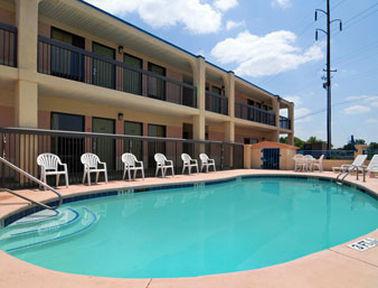 Super 8 Conyers Hotel Facilities photo